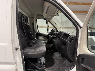 Peugeot Boxer 2.0BlueHDI 120kW Bakwagen picture 18