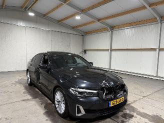 BMW 5-serie 530d 3.0 210kW Automaat X-Drive High Executive Schuifkantel picture 3