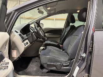 Mitsubishi Grandis 2.4-16V 121kW Automaat InSport 7 Persoons picture 24