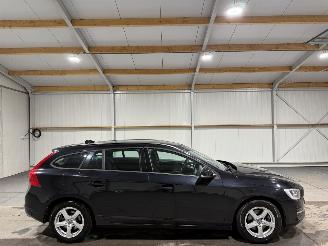 Avarii autoturisme Volvo V-60 1.6T3 110kW Airco Ocean Race 2015/4