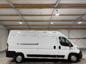 Vaurioauto  commercial vehicles Citroën Jumper E 75kWh 90kW Automaat 435 L3H2 Club Airco 2022/6