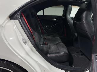 Mercedes Cla-klasse 200 115kW Automaat Clima Camera Navi Ambition picture 29