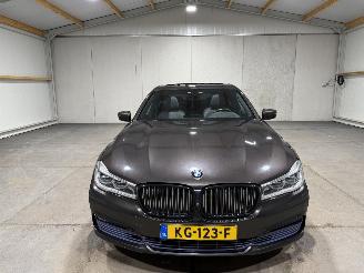 BMW 7-serie 740e 190kW Automaat Schuifkantel iPerformance High Executive Luchtvering picture 4