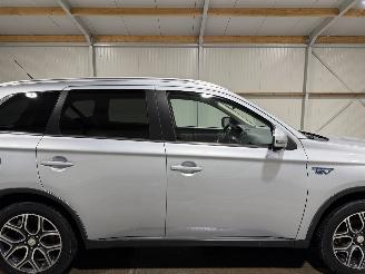 Mitsubishi Outlander 2.0 89kW PHEV LPG Executive Edition X-Line picture 17