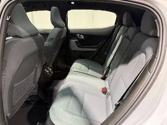 Polestar 2 69kWh Standard Range 170kW Single Motor picture 35