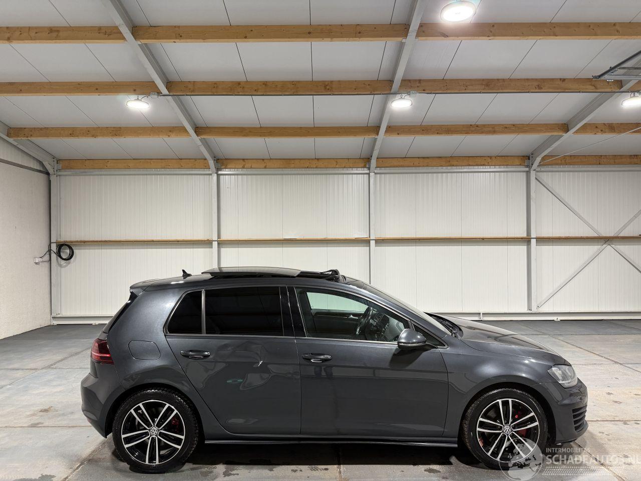 Volkswagen Golf 2.0TDI GTD 135kW Automaat Pano