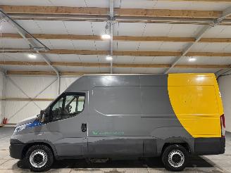 Iveco Daily 3.0CNG 100kW Airco H3 picture 8