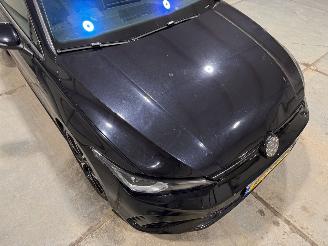 Volkswagen Golf 2.0TSI R 235kW Automaat Pano 4Motion Akrapovic picture 19