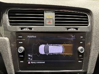 Volkswagen Golf 1.6TDI 85kW Airco Navi Comfortline picture 18