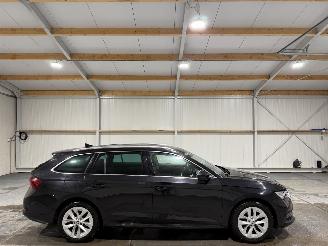 Schadeauto Skoda Octavia 1.0TSI 81kW Business Edition Plus 2023/10
