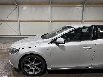 Volvo V-40 1.6T2 88kW Clima Summum picture 13