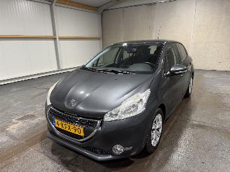 Peugeot 208 1.2VTi 60kW Clima Envy picture 10