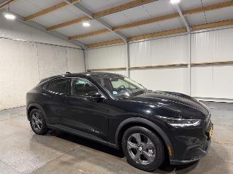 Ford Mustang Mach-E 98kWh Extended RWD picture 2