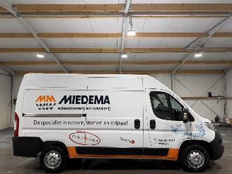 damaged commercial vehicles Citroën Jumper 30 2.2 BlueHDi 120 L2H2 Club 2021/1