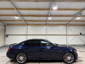 damaged passenger cars Mercedes E-klasse 63s 4.0V8 450kW AMG 4Matic Luchtvering Pano Memory 2019/2