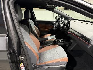 Volkswagen ID.4 77kWh 150kW FIRST picture 21