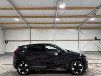 krockskadad bil auto Volvo EX30 69kWh 200kW Single Motor Extended Range CORE 2024/5