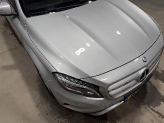 Mercedes GLA 220CDI 125kW Automaat Edition 1 Pano picture 19