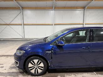 Volkswagen Golf 36kWh 100kW Automaat E-Edition picture 13
