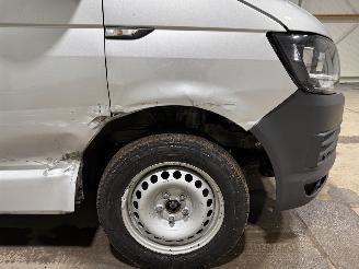 Volkswagen Transporter 2.0TDI 84kW L2H2 Highline picture 16