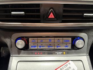 Hyundai Kona 64kWh 150kW Automaat Comfort picture 32