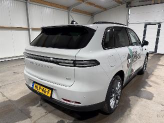 Leapmotor C10 28.4kWh REEV 63kW Hybrid 1.5 Design picture 6