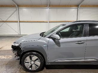 Hyundai Kona 64kWh 150kW Premium picture 14