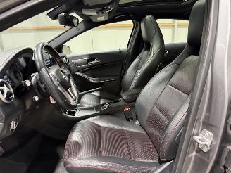 Mercedes A-klasse 180 90kW Automaat Pano Prestige picture 32