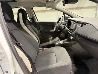 Renault Zoé 52kWh 80kW Life Carshare picture 23