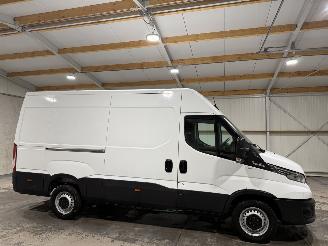 Iveco Daily 2.3 101kW Automaat Camera 352L H3 picture 2