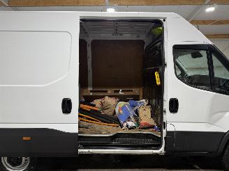 Iveco Daily 2.3 101kW Automaat Camera 352L H3 picture 20