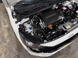 Peugeot e-208 50kWh 100kW Active Pack picture 25