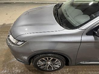 Mitsubishi Outlander 2.0 110kW Automaat Connect Pro picture 17