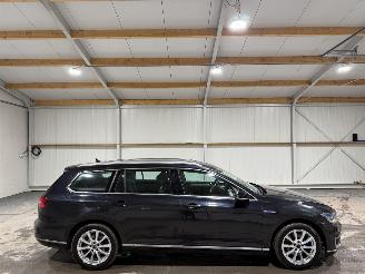Damaged car Volkswagen Passat GTE 1.4TSI 115kW Automaat 2016/12