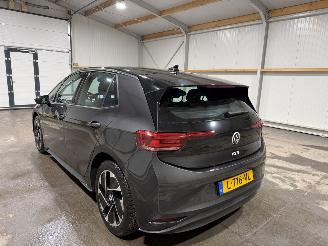 Volkswagen ID.3 58kWh 150kW Life picture 12