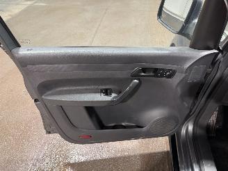 Volkswagen Caddy 1.6TDI 75kW Automaat picture 29