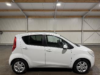 damaged passenger cars Opel Agila 1.0 48kW Edition Airco 2011/9