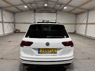 Volkswagen Tiguan 1.5TSI 110kW Automaat ACT HighLine Bussines R  Panoramadak picture 7