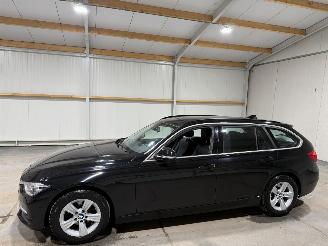 BMW 3-serie 318i 100kW Automaat Luxury Edition picture 9