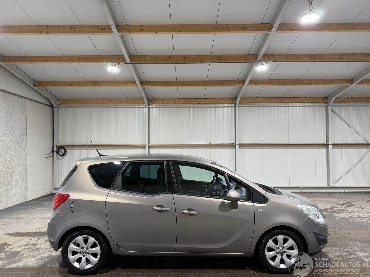 Opel Meriva 1.4 74kW Cosmo Airco