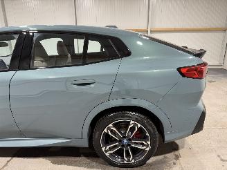 BMW iX2 67kWh 150kW Edrive 20 picture 30