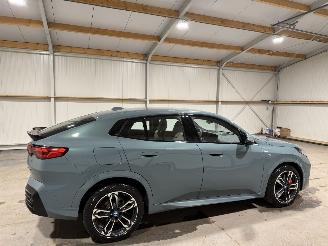 BMW iX2 67kWh 150kW Edrive 20 picture 5