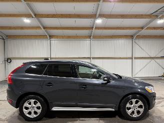 krockskadad bil auto Volvo Xc-60 2.4D5 151kW Automaat AWD Summum 2009/7