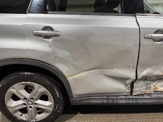 Suzuki Vitara 1.6 88kW Camera Exclusive picture 22