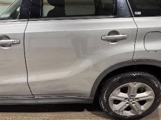 Suzuki Vitara 1.6 88kW Camera Exclusive picture 21