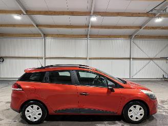 skadebil auto Renault Clio 1.5dCi 66kW Eco Authentique 2013/8