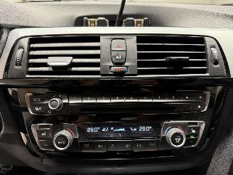 BMW 3-serie 330i 185kW Automaat High Executive picture 25