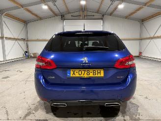 Peugeot 308 1.2PureTech 96kW GT-Line picture 18