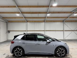 krockskadad bil auto Volkswagen ID.3 58kWh 150kW First Plus 2020/11