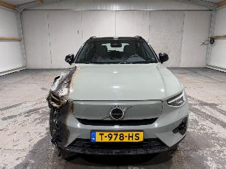 Volvo XC40 70kWh 170kW Recharge Ultimate Pano picture 4